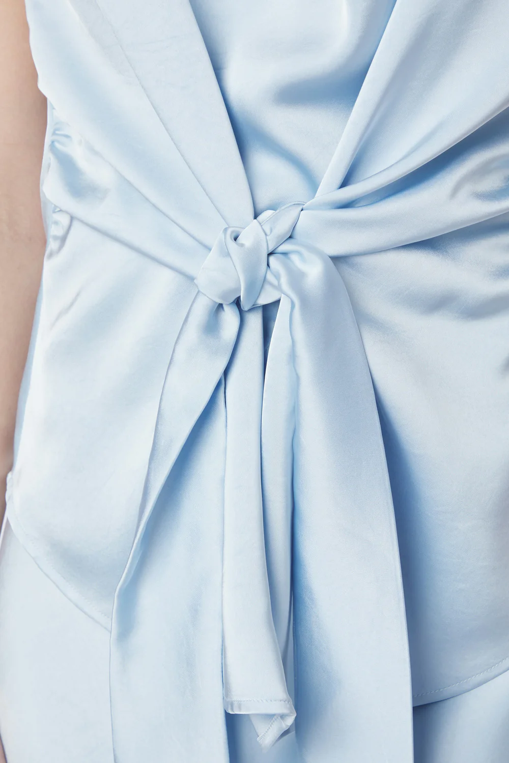 Katarim Heavy Sateen Top | Light Blue | Top fra Neo Noir - Image 2