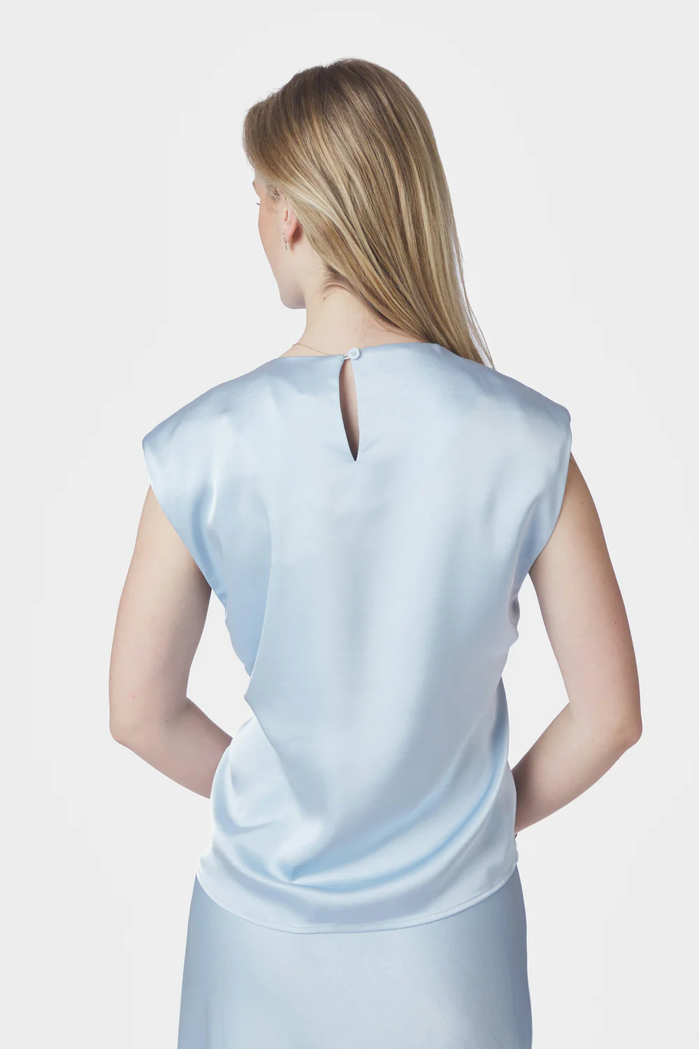Katarim Heavy Sateen Top | Light Blue | Top fra Neo Noir - Image 5