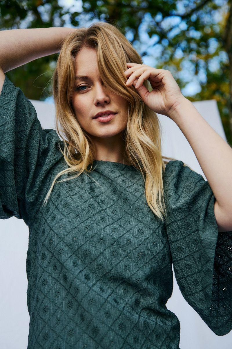 Kiona Blouse 207310 | Dark Forest | Bluse fra Freequent