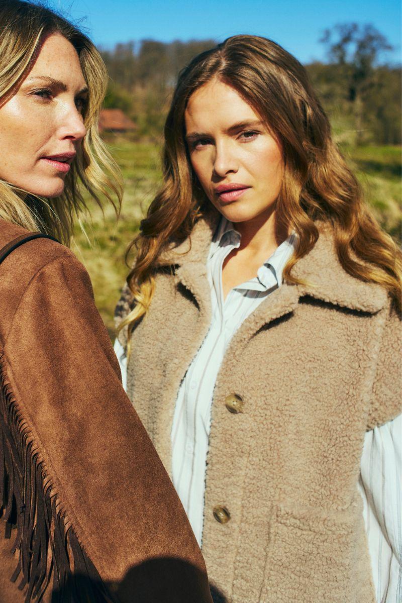Lamby Waistcoat 206965 | Simply Taupe | Jakke fra Freequent - Image 17