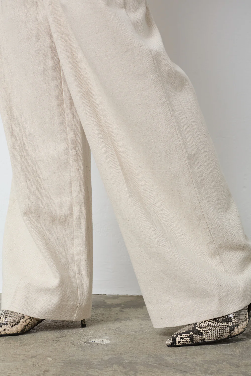 Leena Linen Pleat Pant 41063 | Bone | Bukser fra Co'couture - Image 11