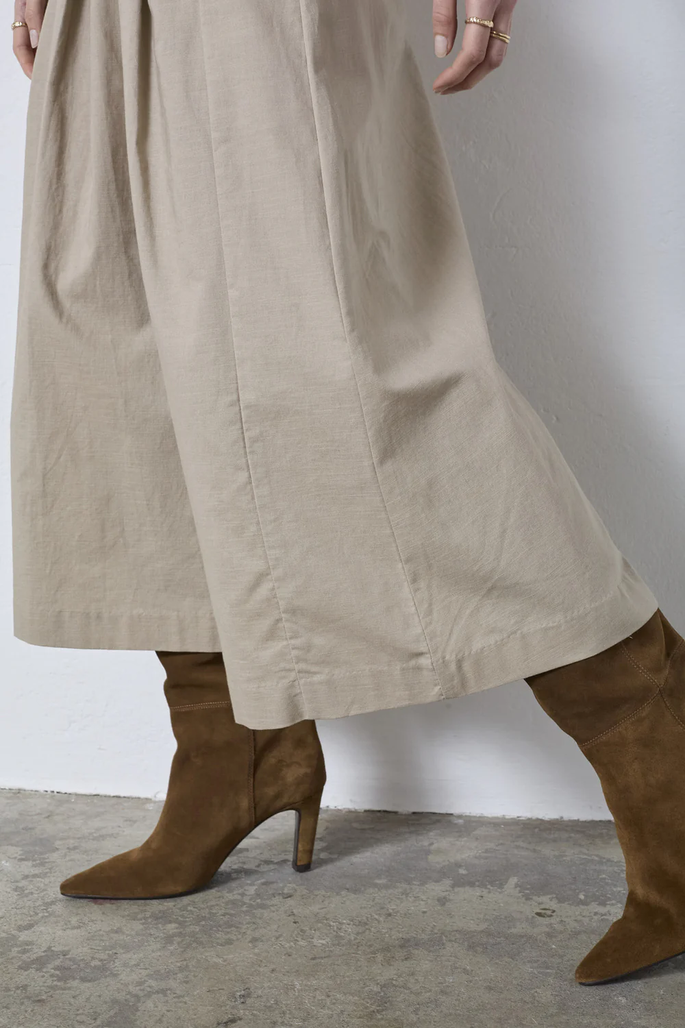Leilacc Anya Pleat Skirt | Bisquit | Nederdel fra Co'Couture - Image 4
