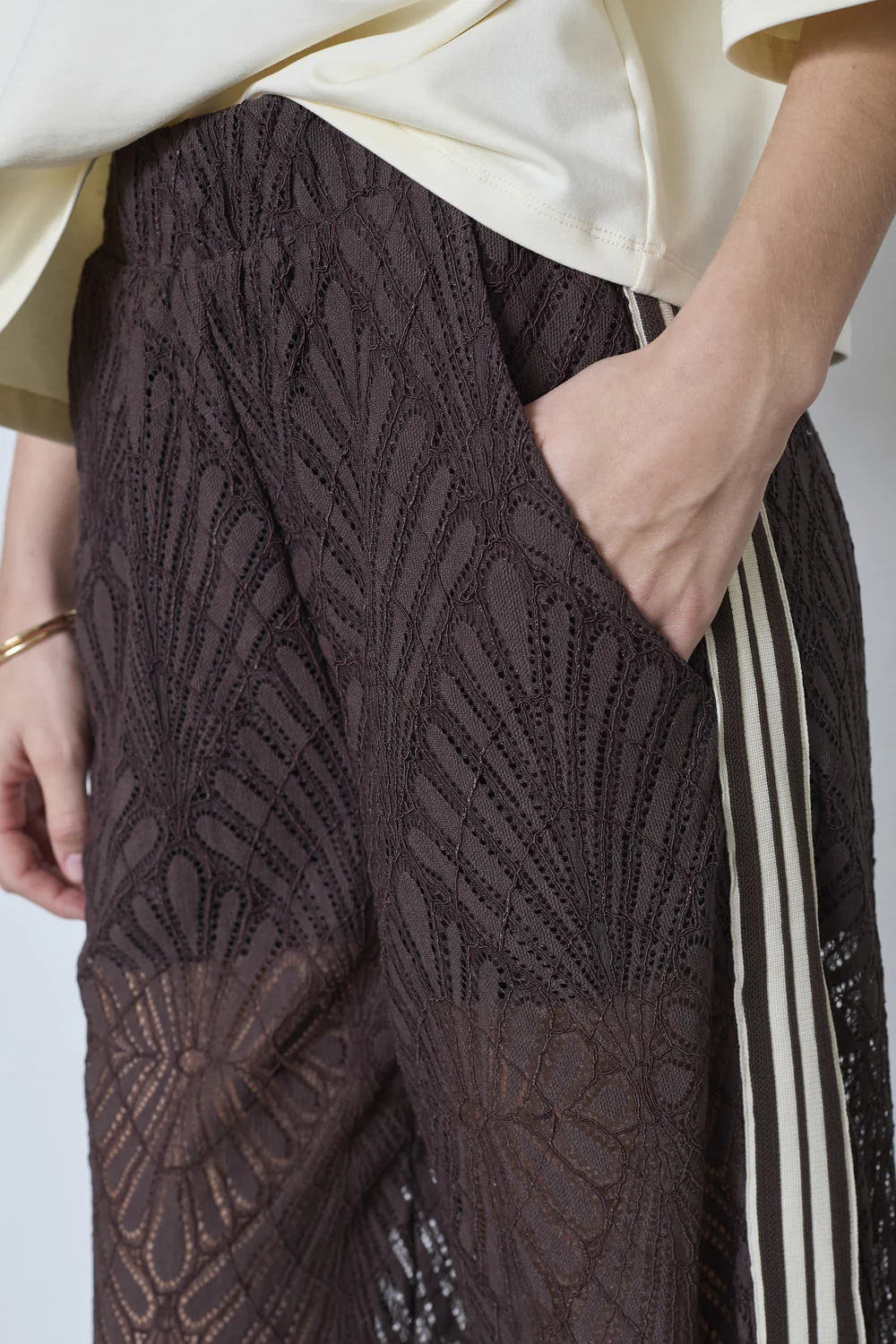 Leti Lace Panel Pant 41050 | Dark Brown | Bukser fra Co'couture - Image 7