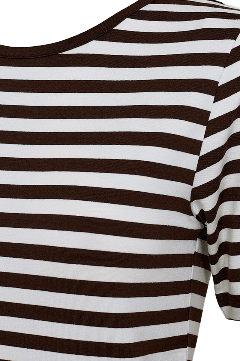 Liana Tee 211647 | Coffee Bean W. Star Off-White | T-Shirt fra Freequent - Image 4