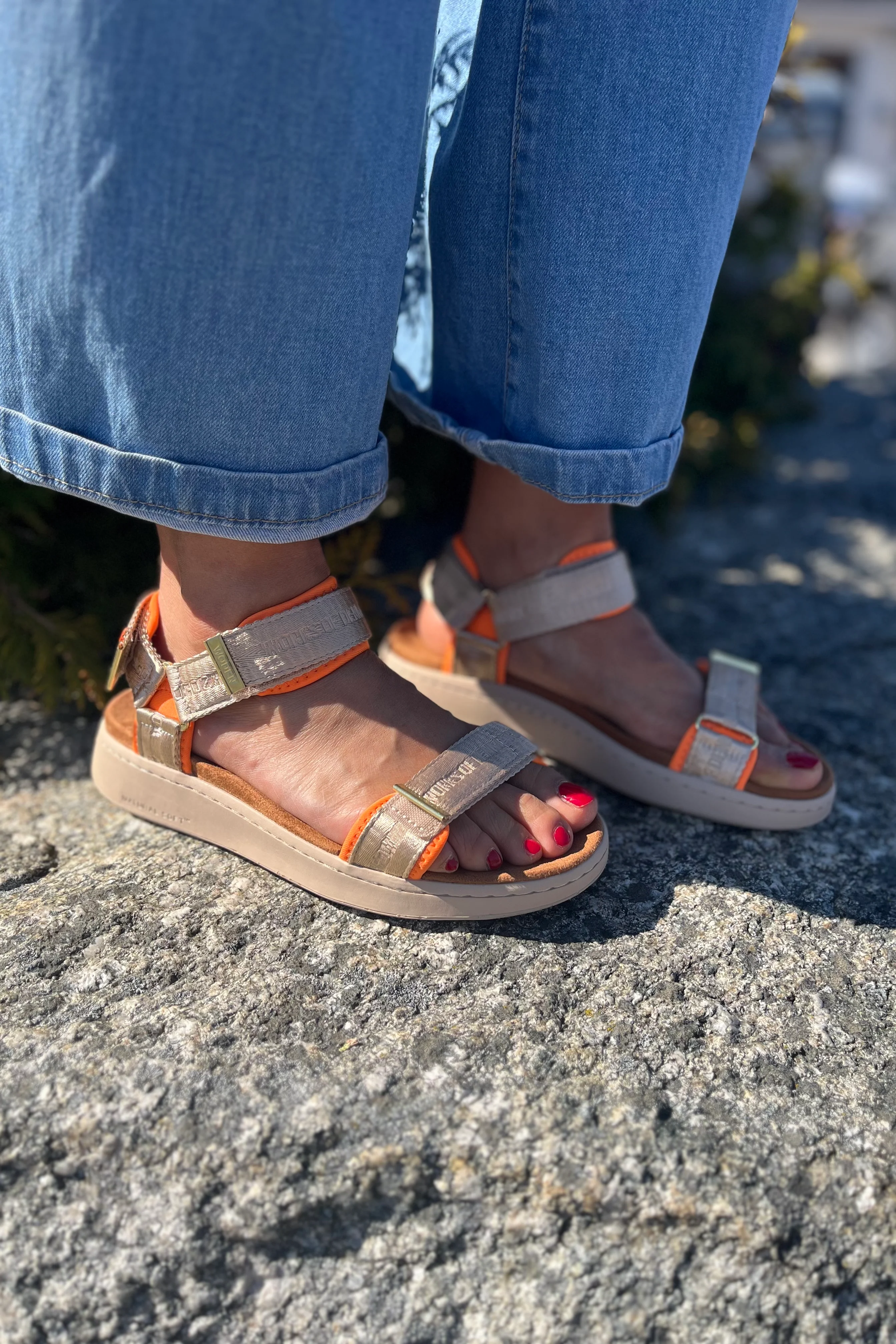 Line Heritage WL716 | Coffee Cream | Sandals fra Woden