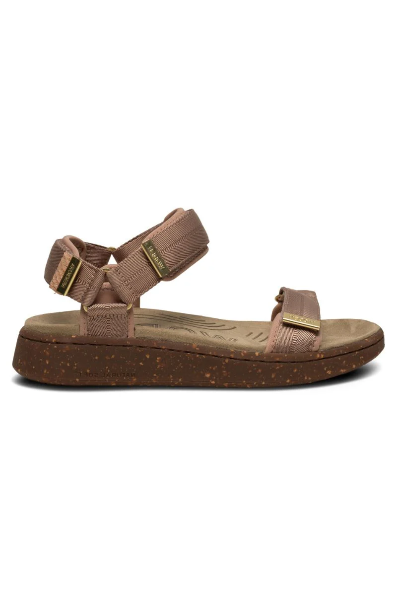 Line WL926 | Dry Rose | Sandals fra Woden