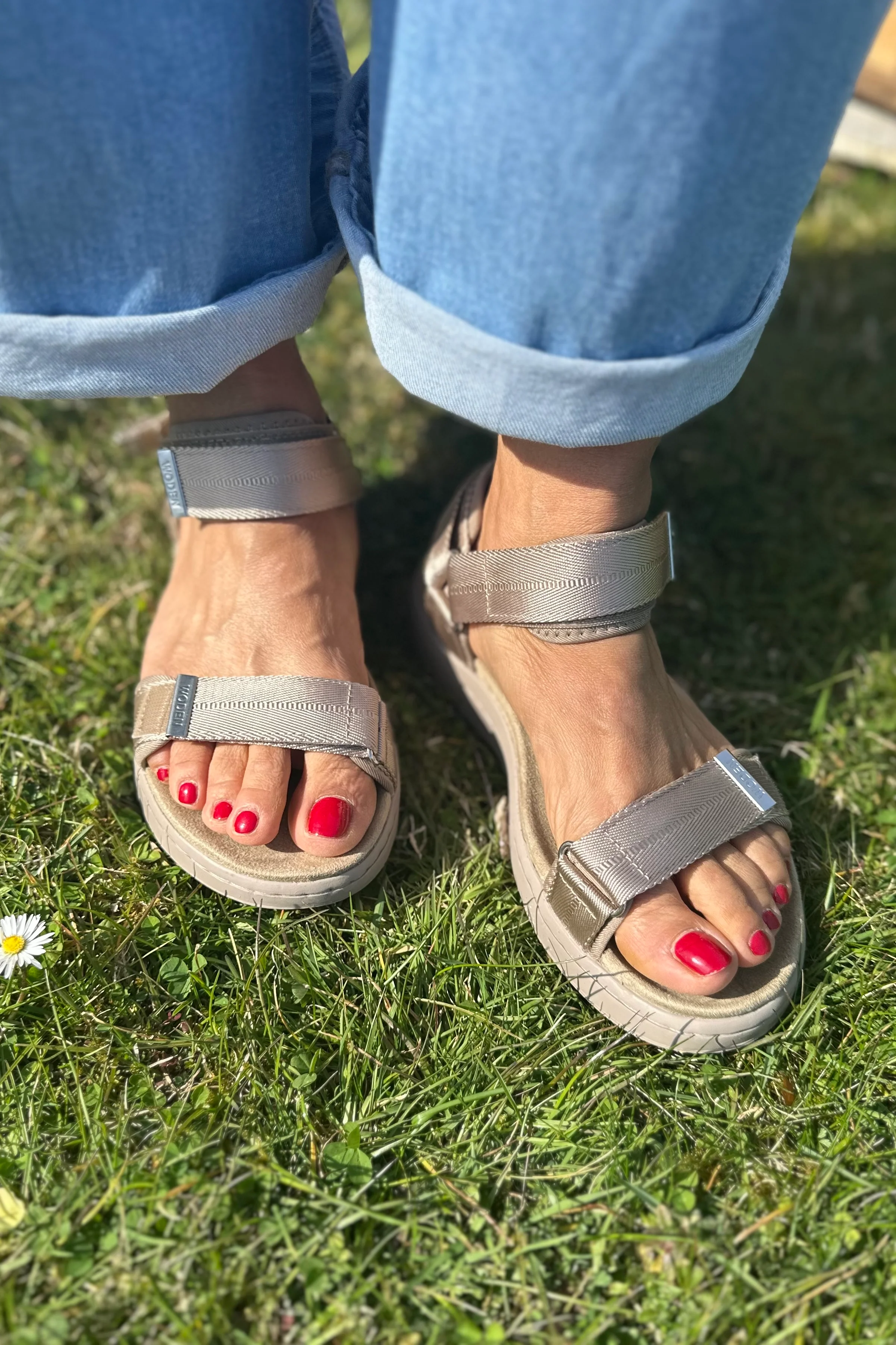 Line | Silver Mink | Sandaler fra Woden - Image 3