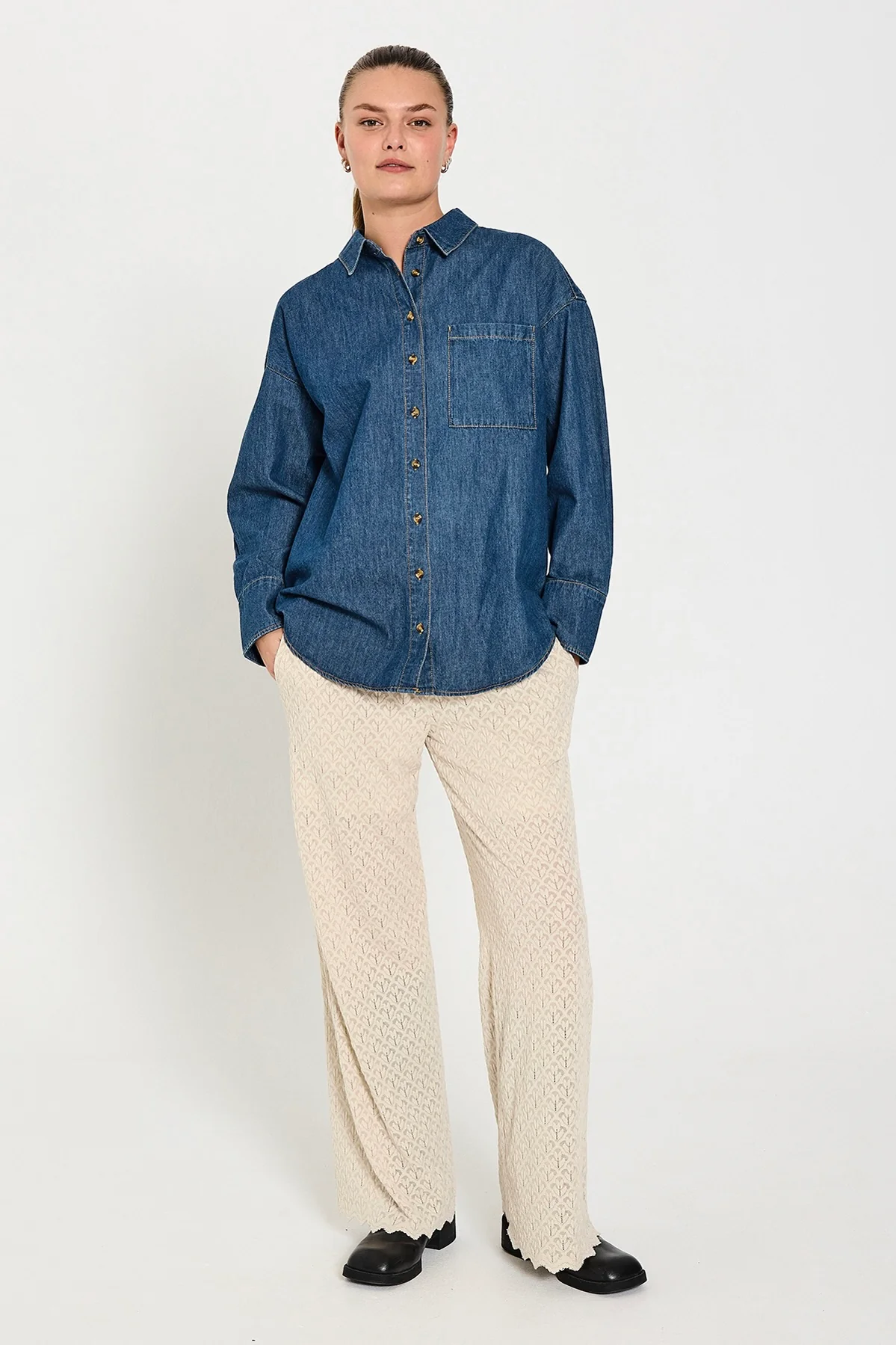Lisea Shirt 205483 | Medium Blue Denim | Skjorte fra Freequent - Image 15