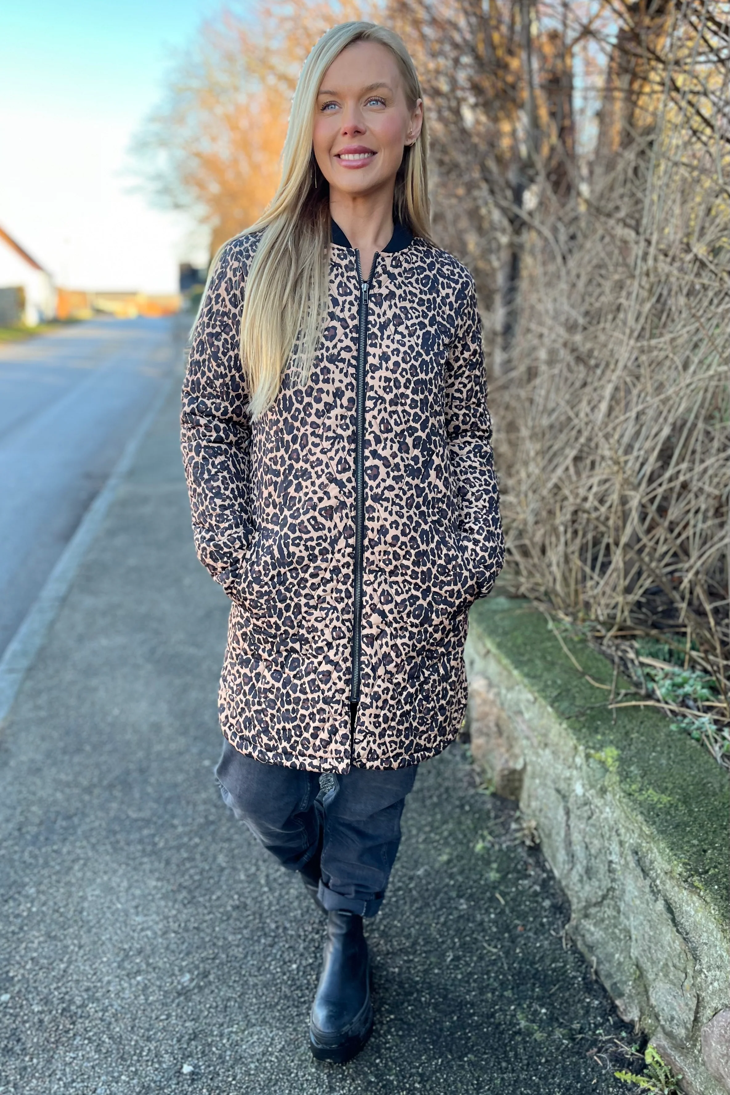 Lola Leo Quil Jacket | Leo | Jakke fra French Laundry - Image 9