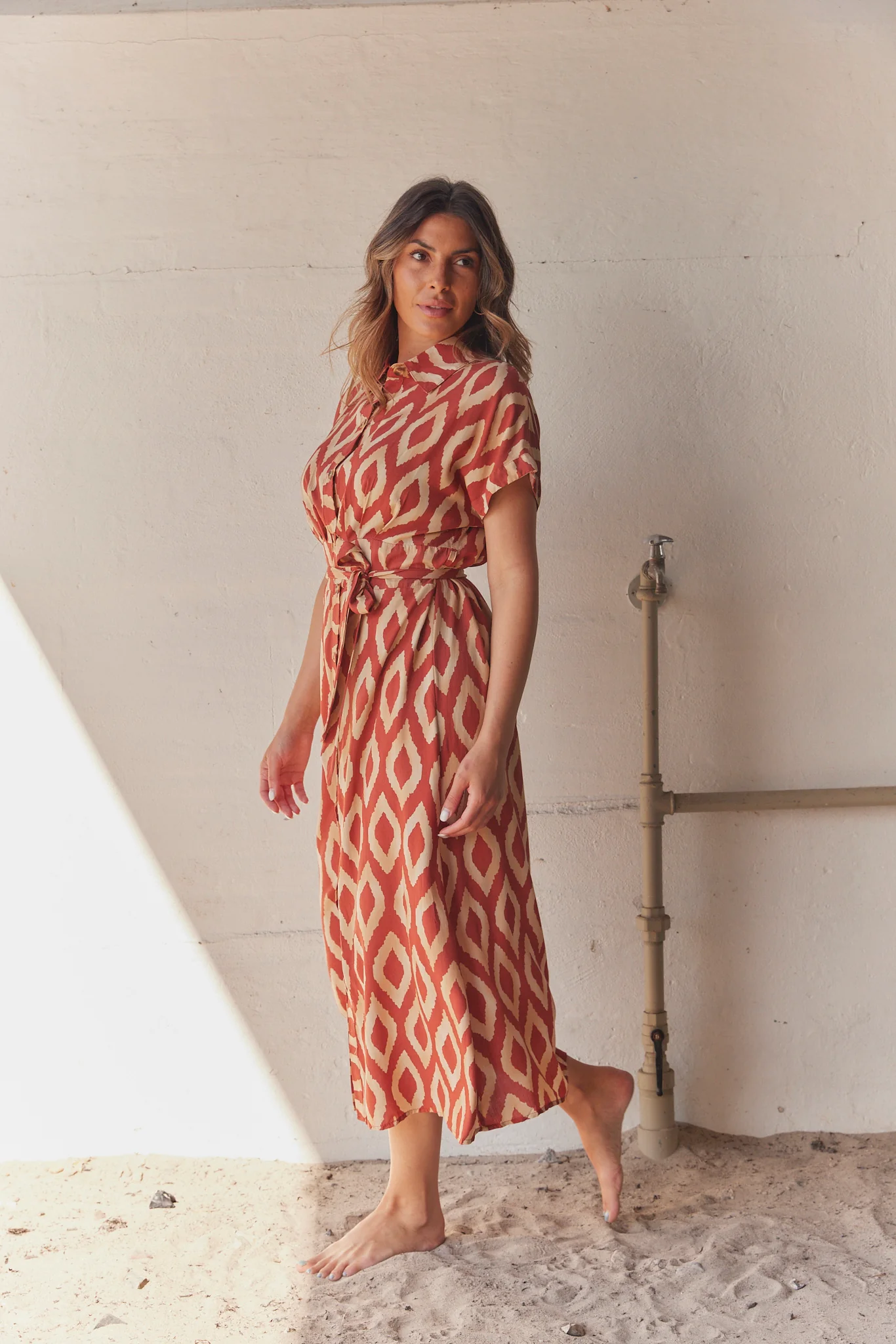 Mary Patterned Dress | Red | Kjole fra French Laundry - Image 2