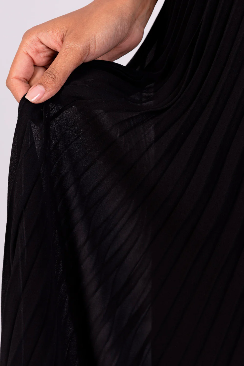 Long Pleated Skirt | Black | Nederdel fra Avery - Image 4