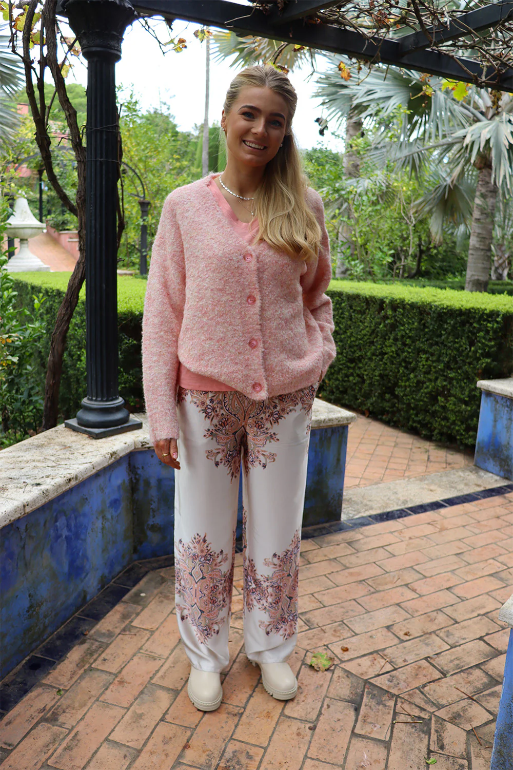 Lou Cardigan | Creme Peachy | Cardigan fra Liberté - Image 9