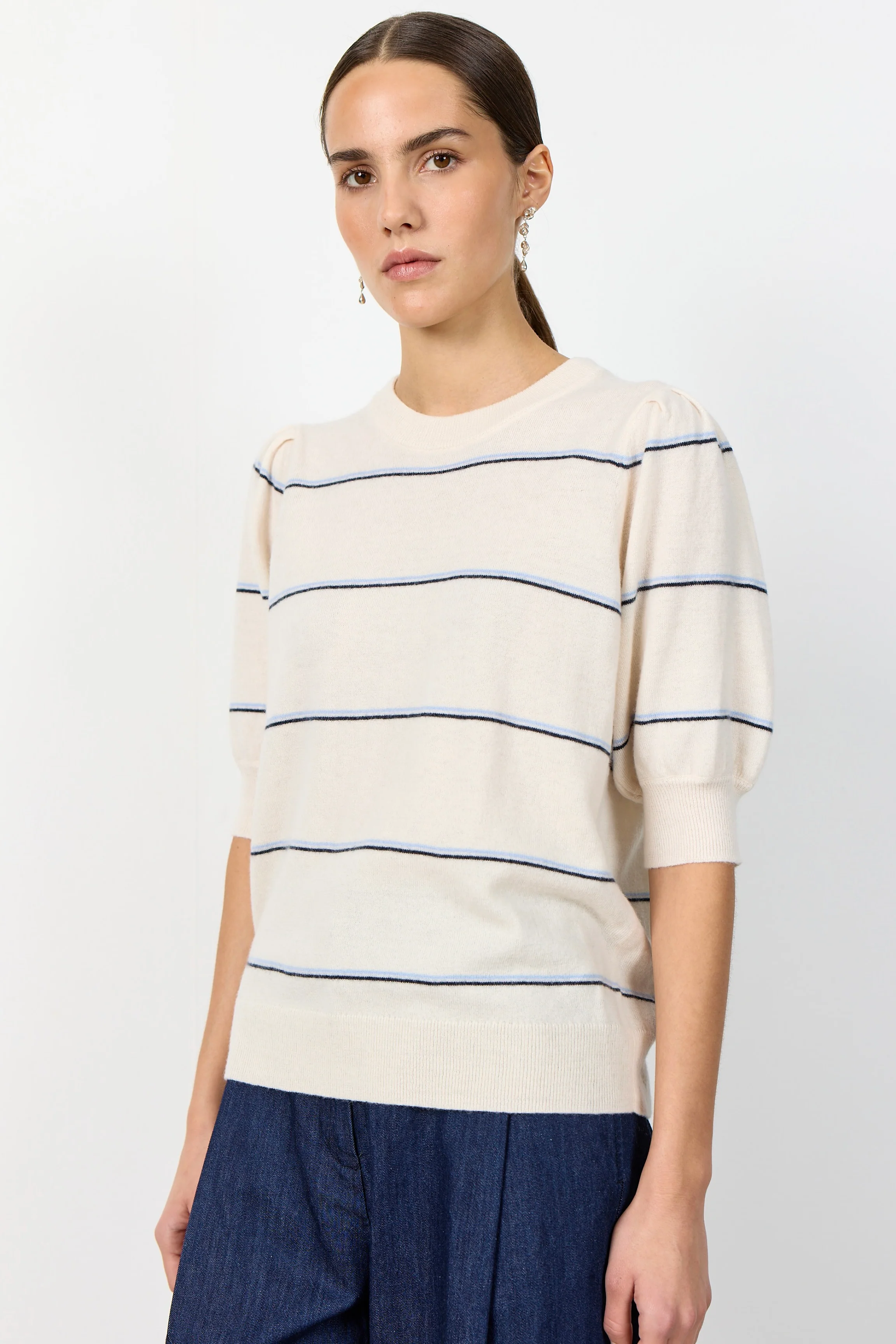 Ismaila 18 | Turtledove Combi | Bluse fra Levete Room - Image 8