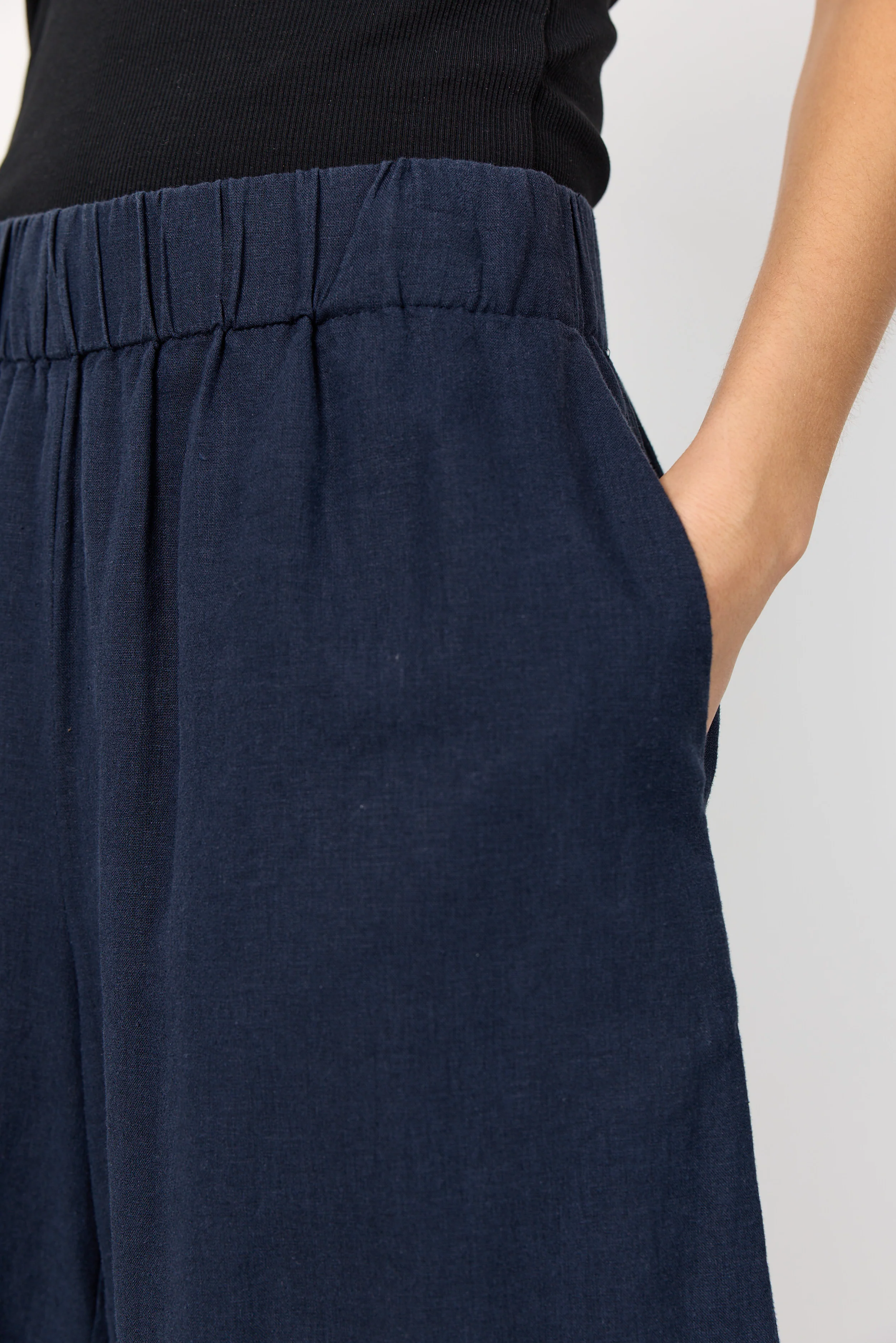 Naja 29 | Dark Navy | Shorts fra Levete Room - Image 6
