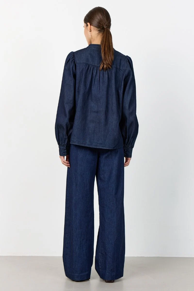 Pietta 2 | Mid Blue Denim | Skjorte fra Levete Room - Image 3
