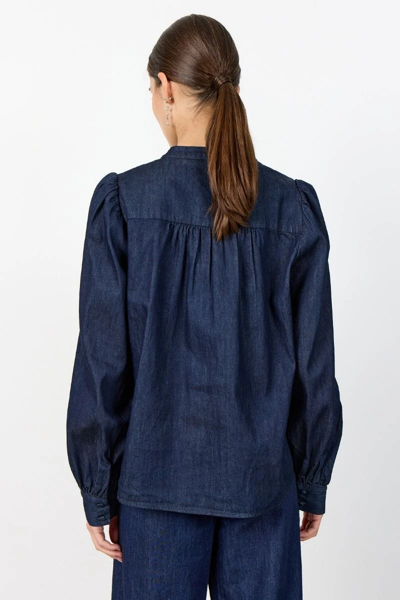 Pietta 2 | Mid Blue Denim | Skjorte fra Levete Room - Image 4