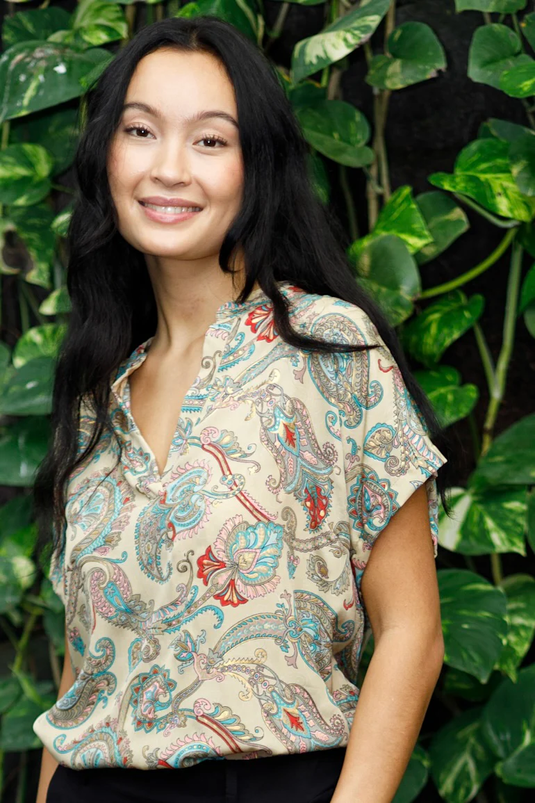 Luna Andrea S/S Top | Safari Passion | Bluse fra Black Colour