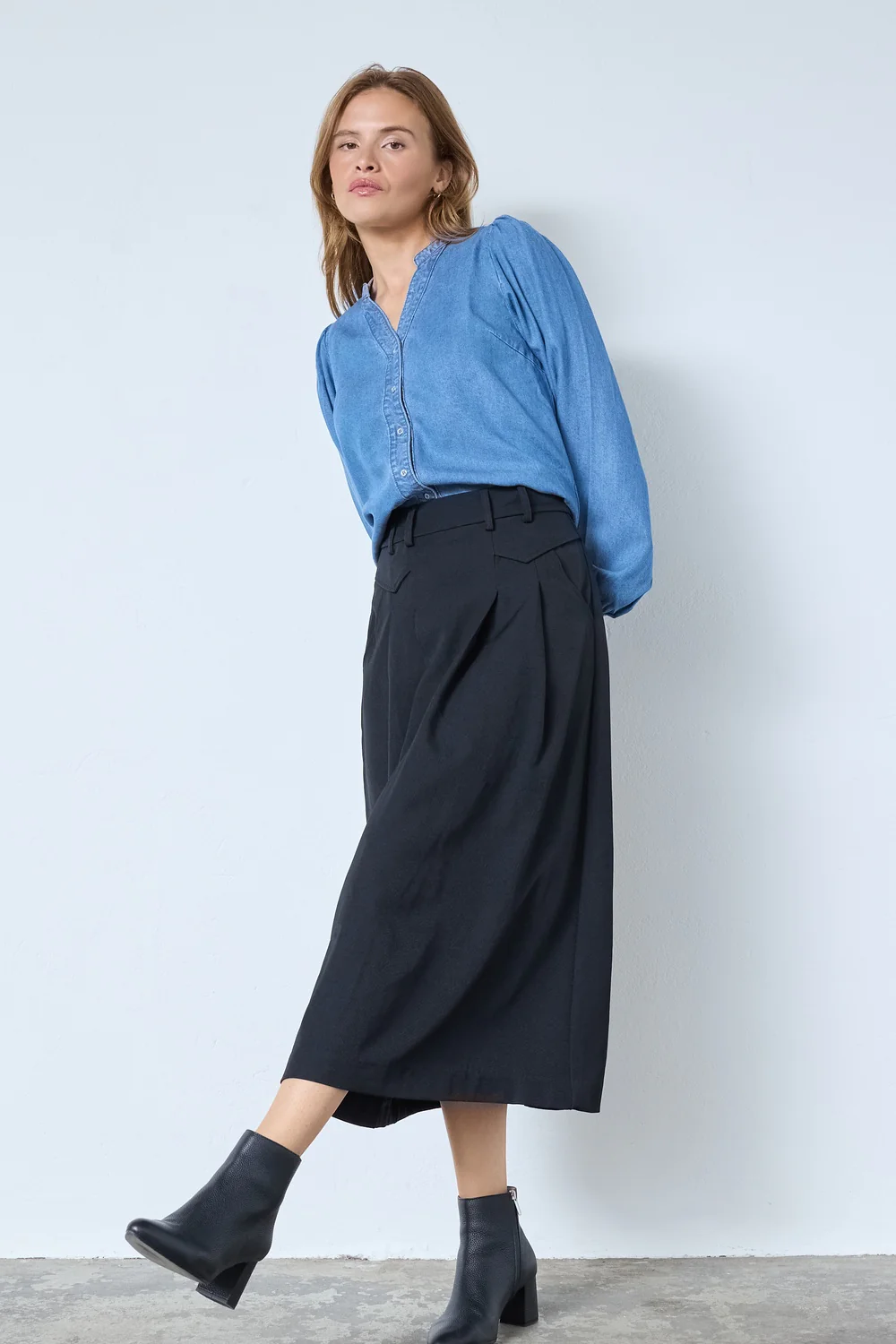 Luna Pocket Pleat Skirt 34222 | Black | Nederdel fra Co'couture - Image 5
