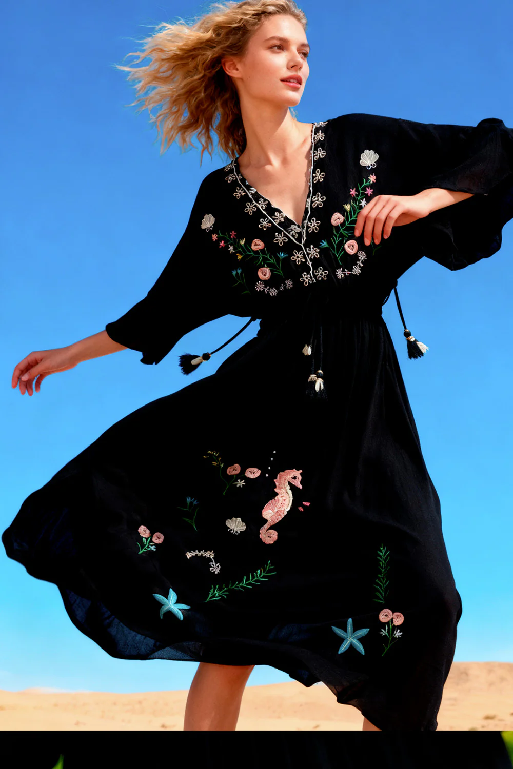 Molly Embroidery Seahorse Maxi Dress | Kjole fra Avery