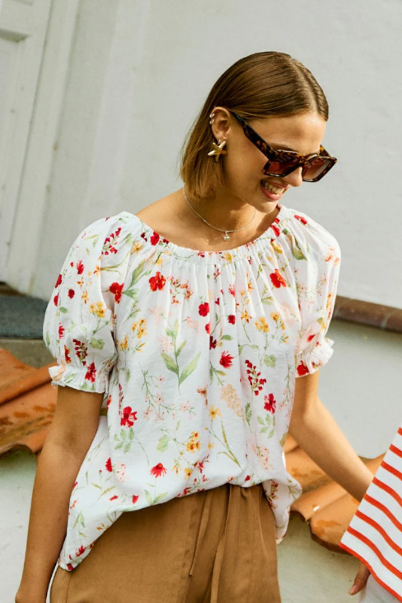 Mele Blouse 206078 | Brilliant White W. Hot Coral | Bluse fra Freequent - Image 6