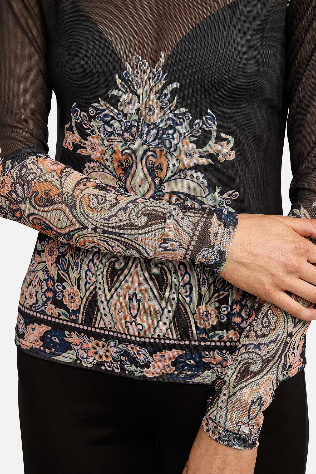 Mesh Ls Tshirt | Black Paisley | Bluse fra Liberté - Image 3