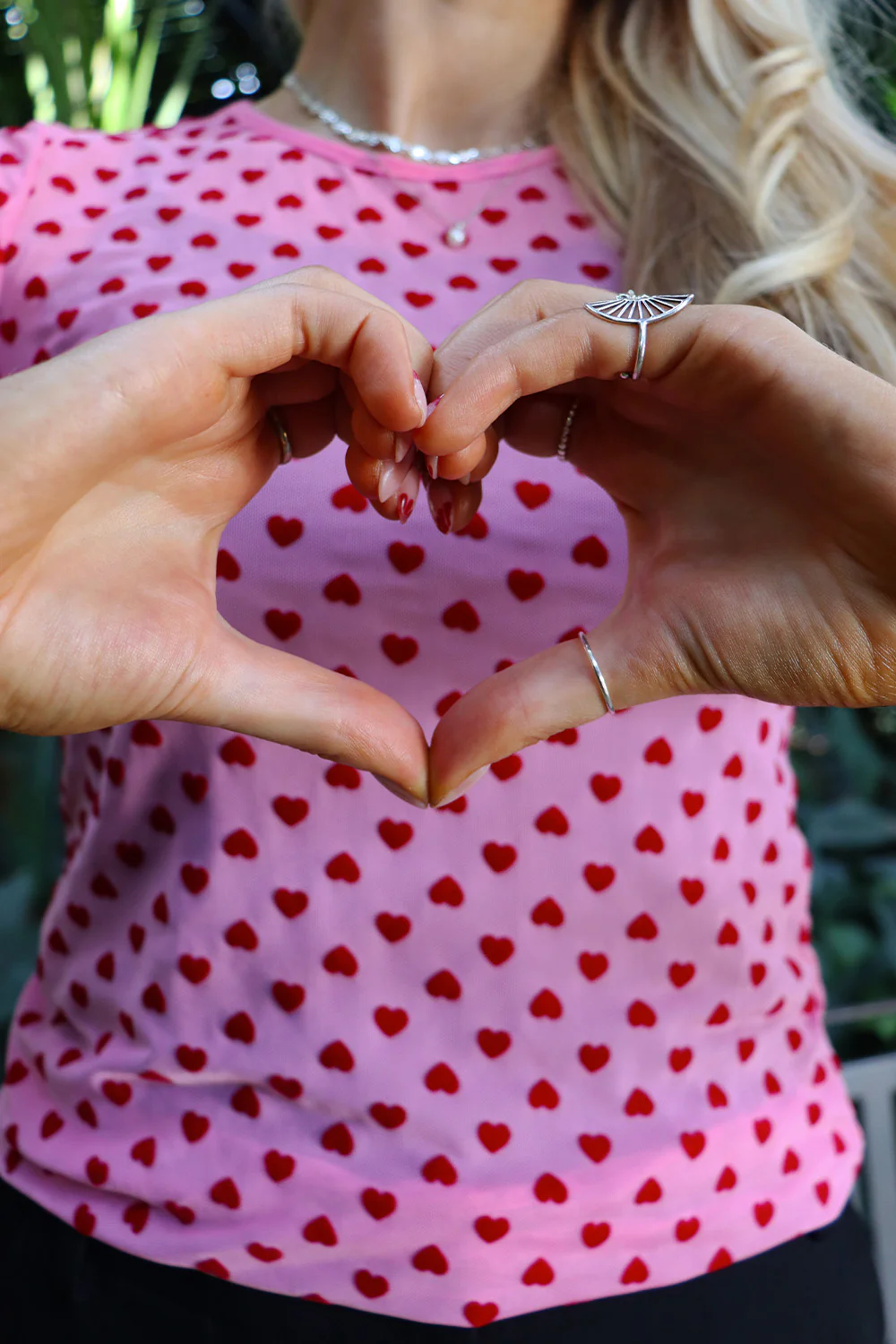 Mesh Ls Tshirt | Pink Red Flock Heart | Bluse fra Liberté - Image 7