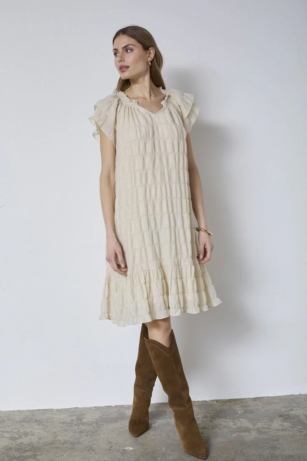 Michacc Sunrise Crop Dress | Bisquit | Kjole fra Co'Couture