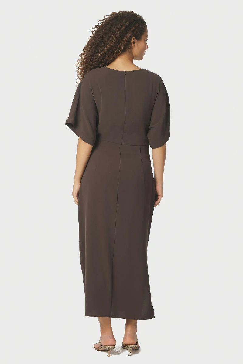 Miloine Drape Dress | Dark Brown | Kjole fra Neo Noir - Image 7
