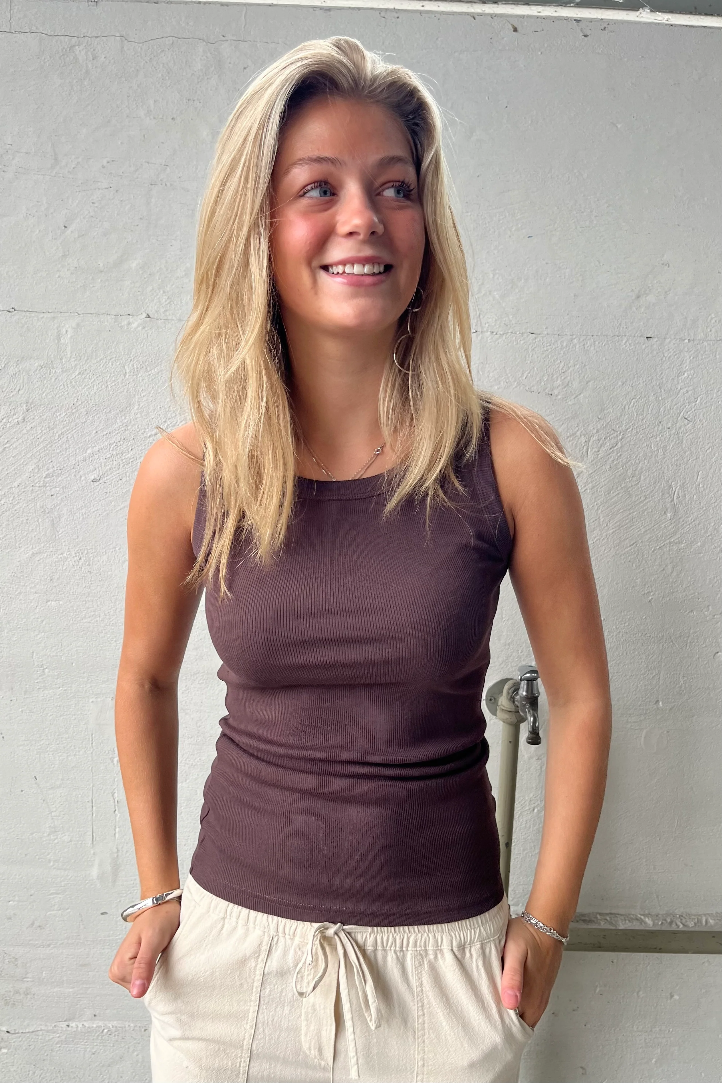 Mimi Top | Brun | Tanktop fra Statebird - Image 5
