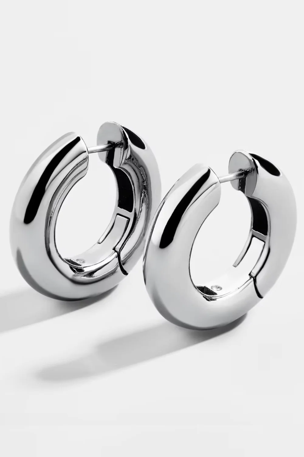 Minimalistic Hoops | Forsølvet | Øreringe fra Birdsong - Image 2