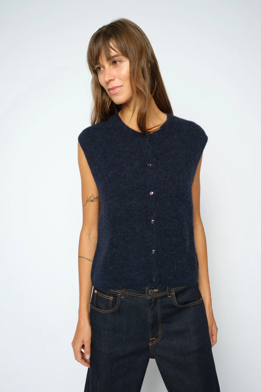 Almine Thora Knit Vest | Salute Navy | Vest fra Mos Mosh - Image 3