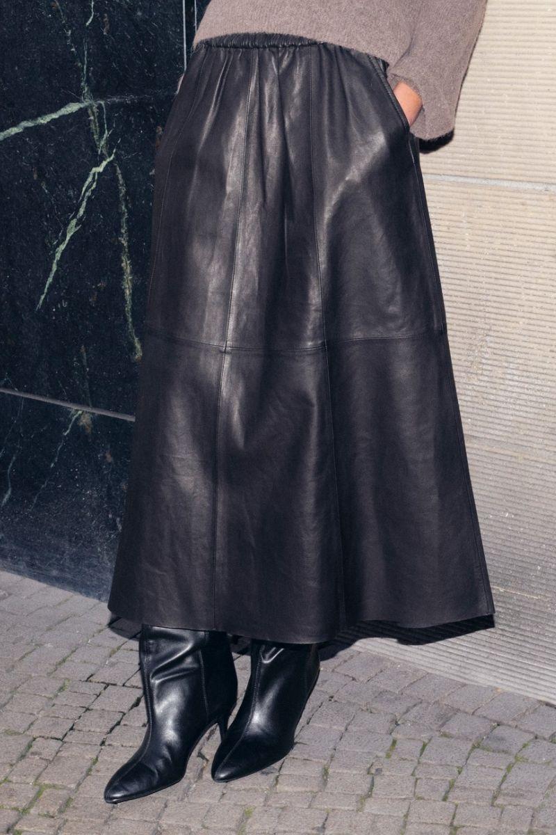 Deena Leather Skirt | Black | Nederdel fra Mos Mosh - Image 9