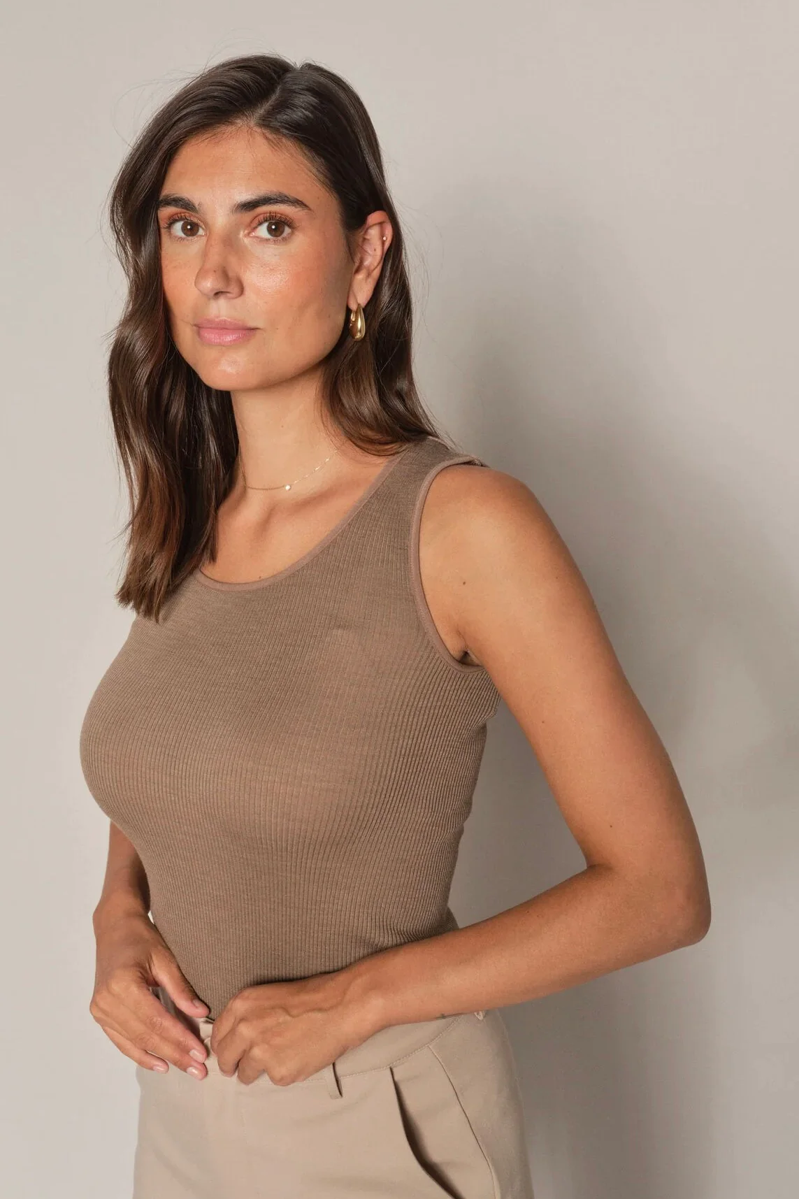 Elaine Seamless Tank Top | Pine Bark | Top fra Mos Mosh