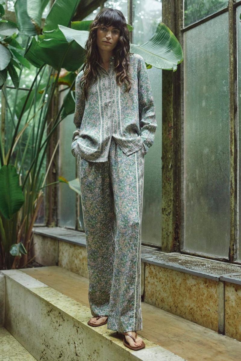 Kana Flowish Orchid Shirt | Turf Green | Skjorte fra Mos Mosh - Image 6