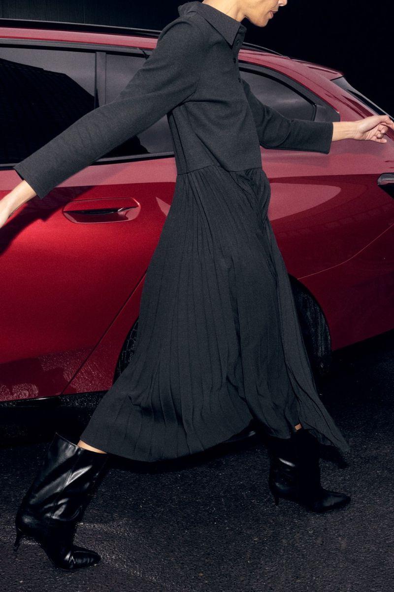 Maike Pleat Dress | Black | Kjole fra Mos Mosh - Image 7