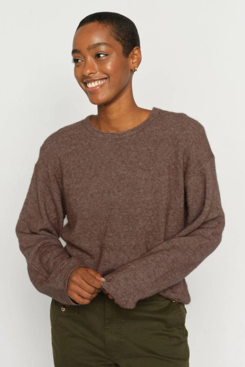 Mape O-Neck Knit | Coffee Quartz | Strik fra Mos Mosh