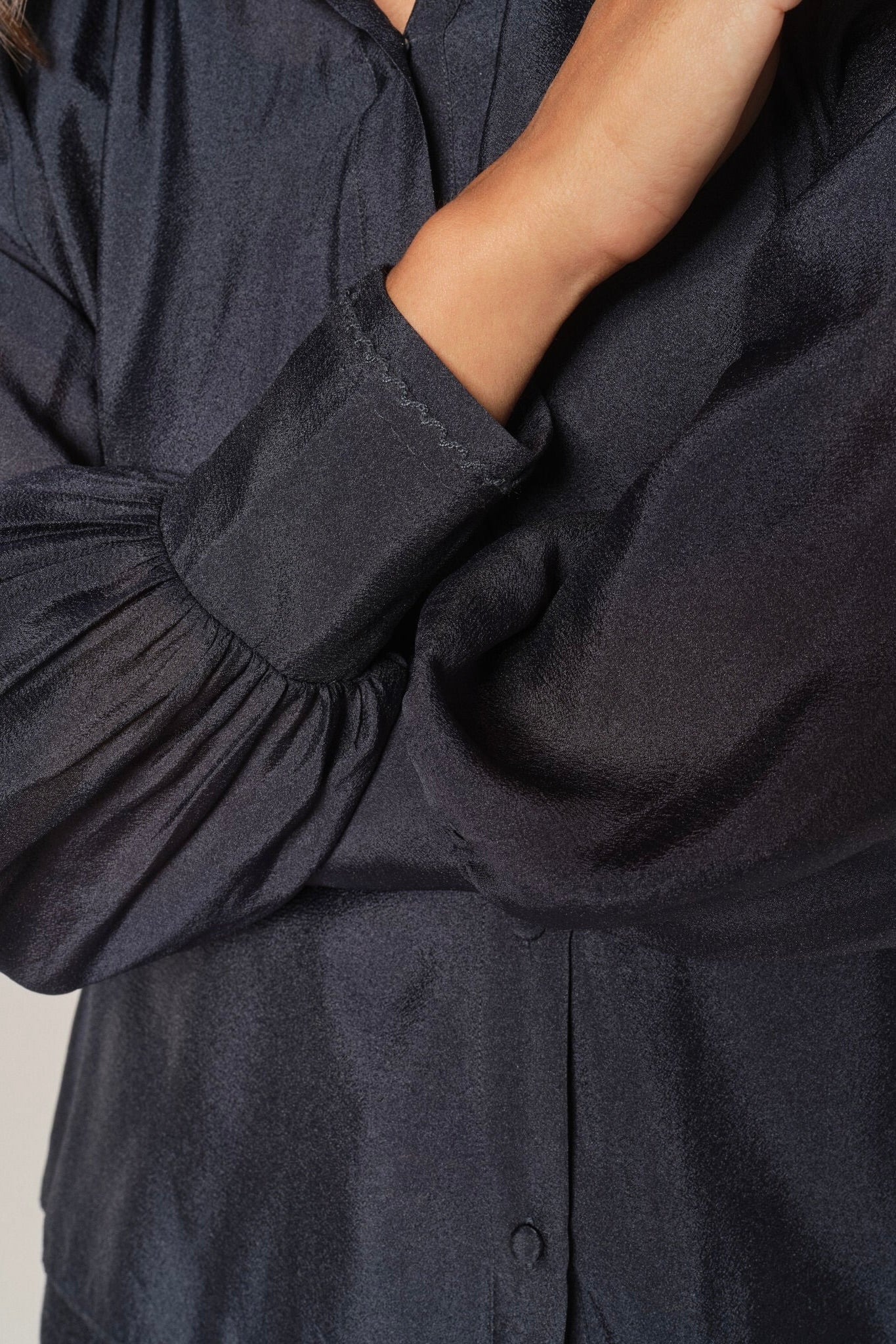 Marcela Shirt | Salute Navy | Skjorte fra Mos Mosh - Image 3