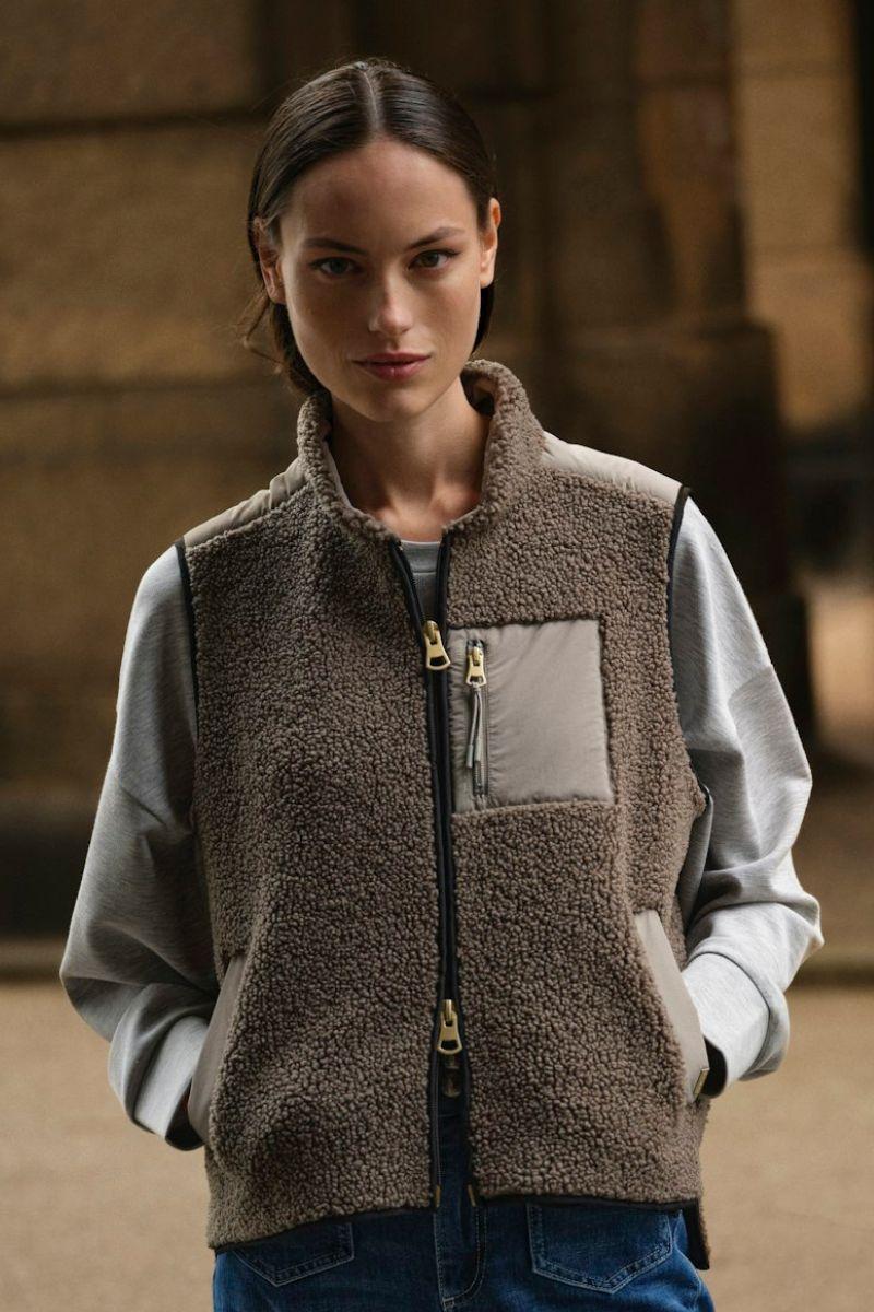 Rowe Eli Teddy Vest | Dusty Olive - Image 2