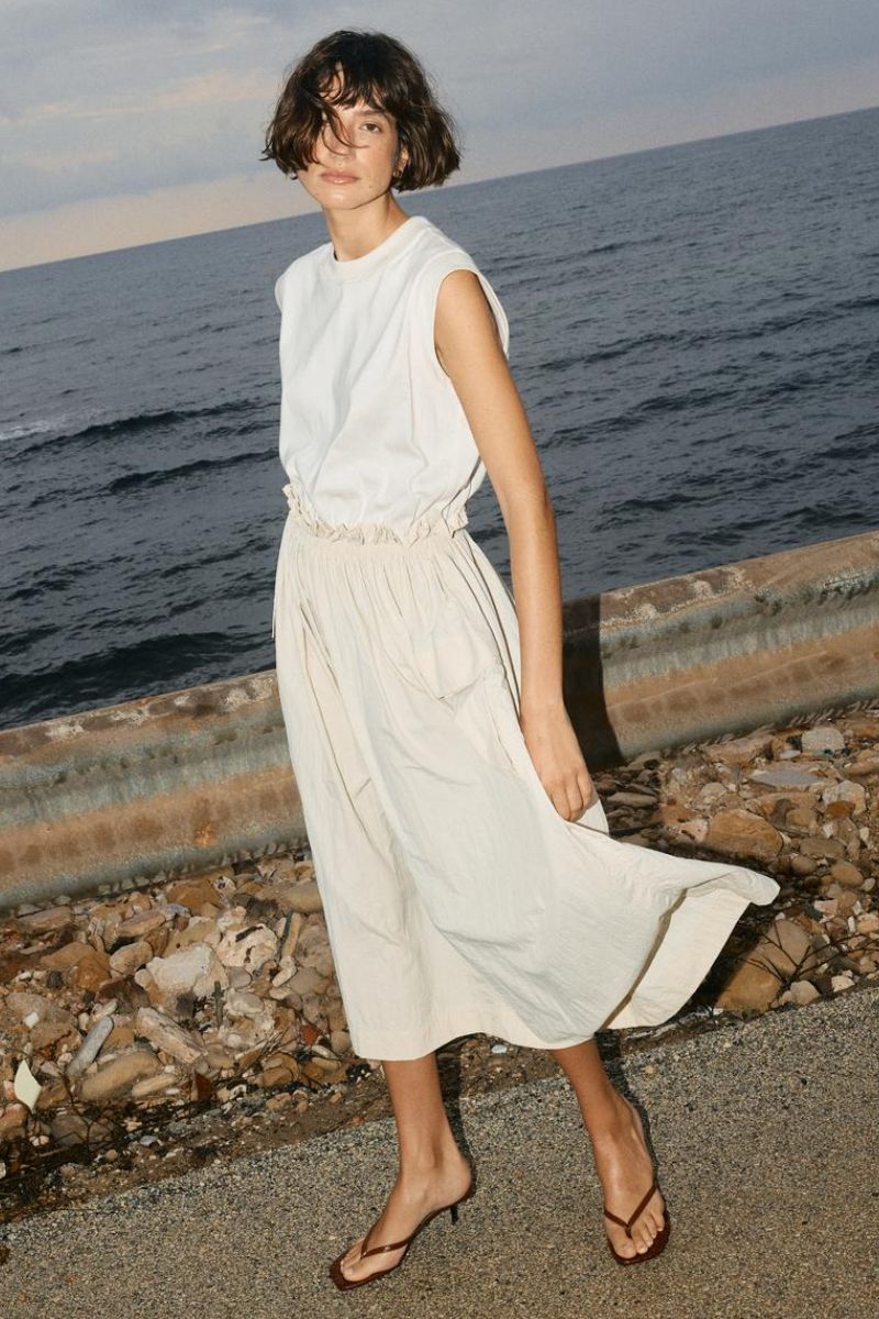 Sazha Mix Dress| Ecru | Kjole fra Mos Mosh