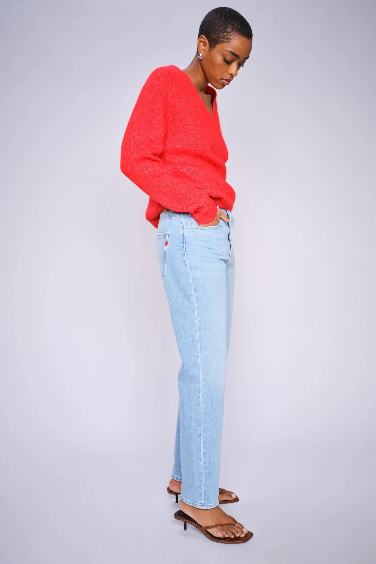 Thora V-Neck Knit | Chinese Red | Strik fra Mos Mosh - Image 3