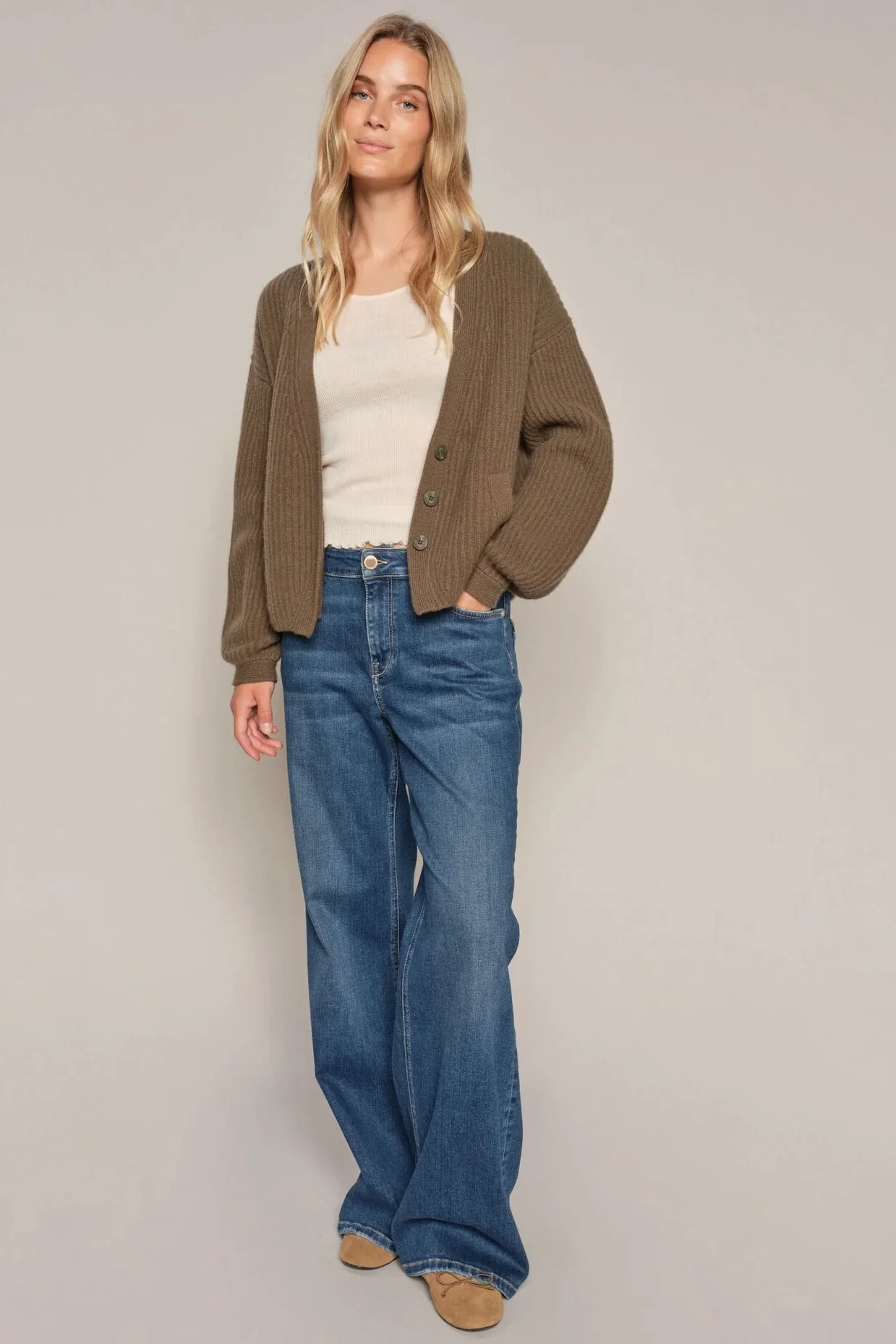 Wynter V-neck Knit Cardigan | Sea Turtle | Strik fra Mos Mosh - Image 3
