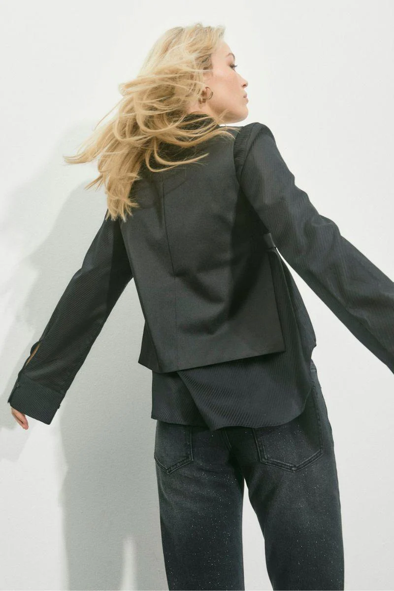 Yrsa Irin Vest | Black | Waistcoats fra Mos Mosh - Image 6