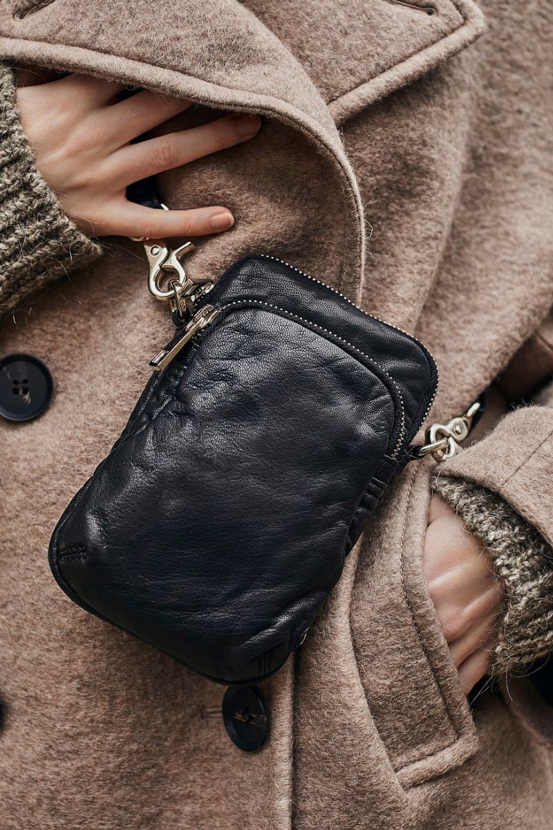 Mobile bag 14262 | Black (Nero) | Taske fra Depeche - Image 2