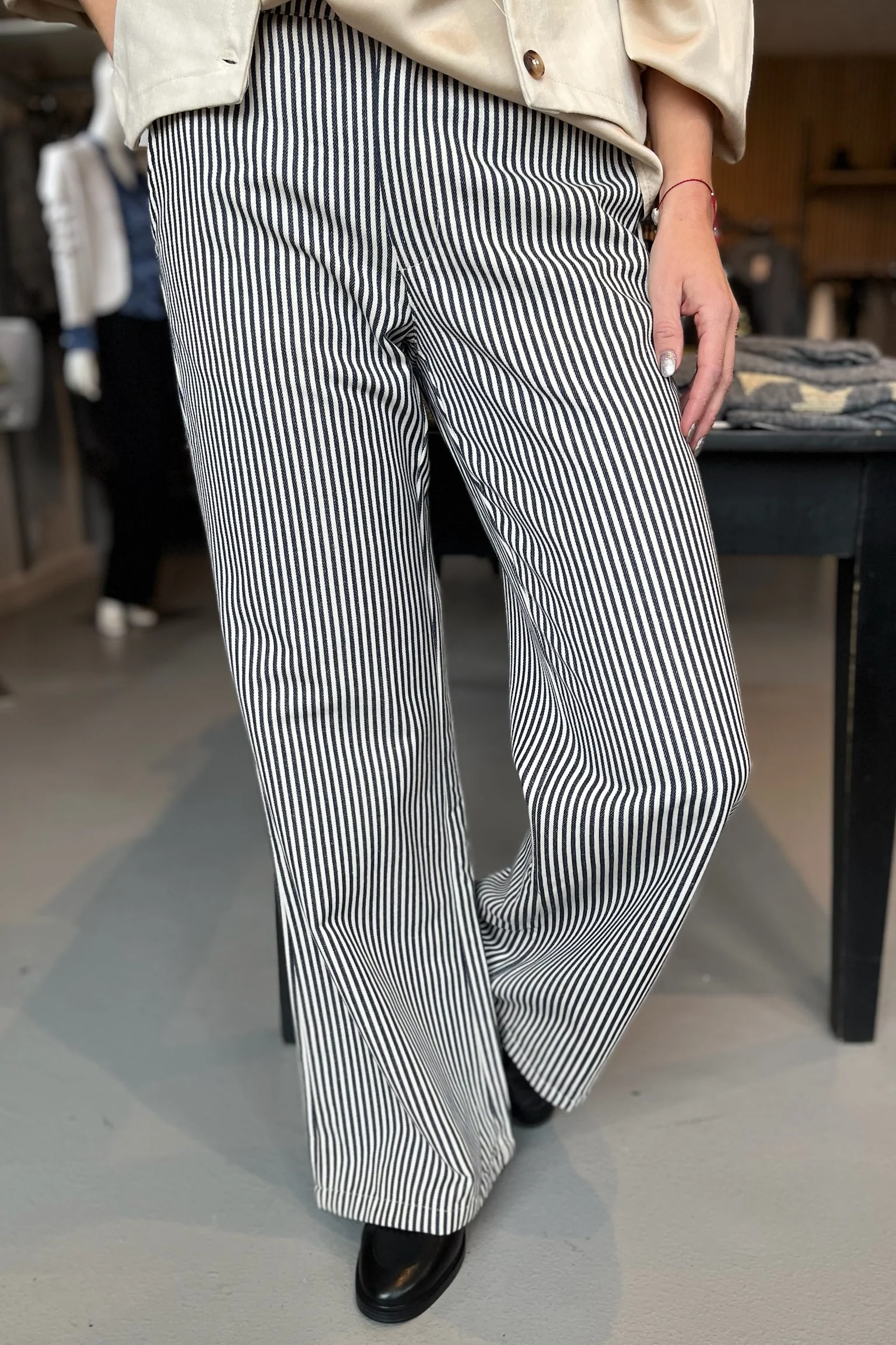 Montreal Box Pant | Blue | Bukser fra Black Colour - Image 6