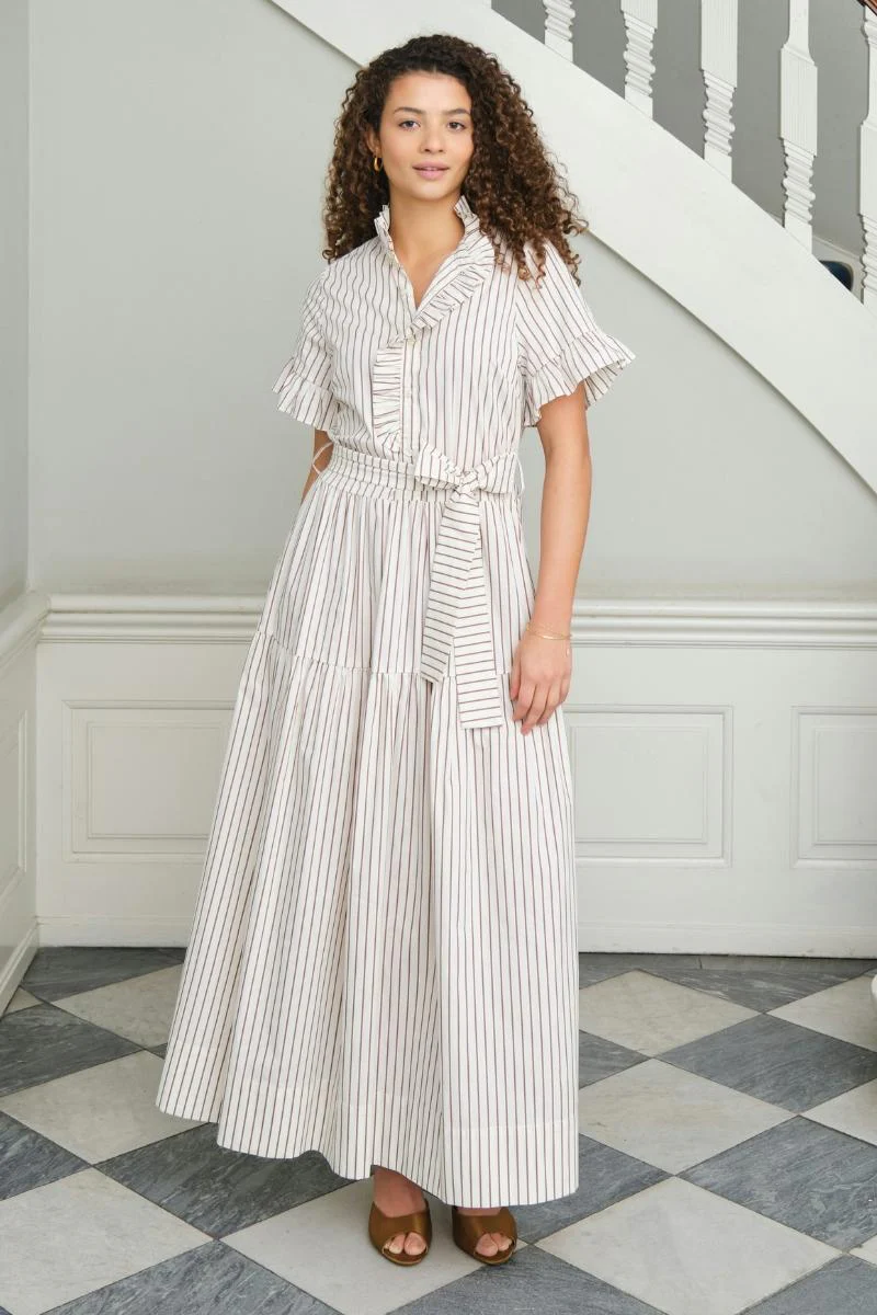 Nellie Wide Stripe Dress | Ivory | Kjole fra Neo Noir