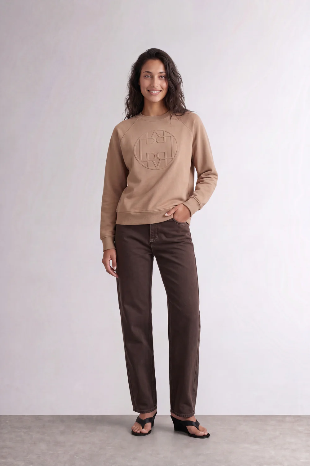 Nuka 11 | Otter | Sweatshirt fra Levete Room - Image 6