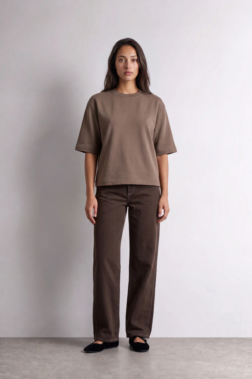 Nuka 28 | Chocolate Chip | T-Shirt fra Levete Room - Image 3