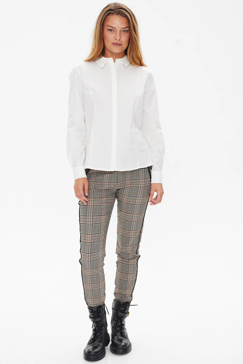 Oriana Sh | Offwhite | Skjorte fra Freequent - Image 7