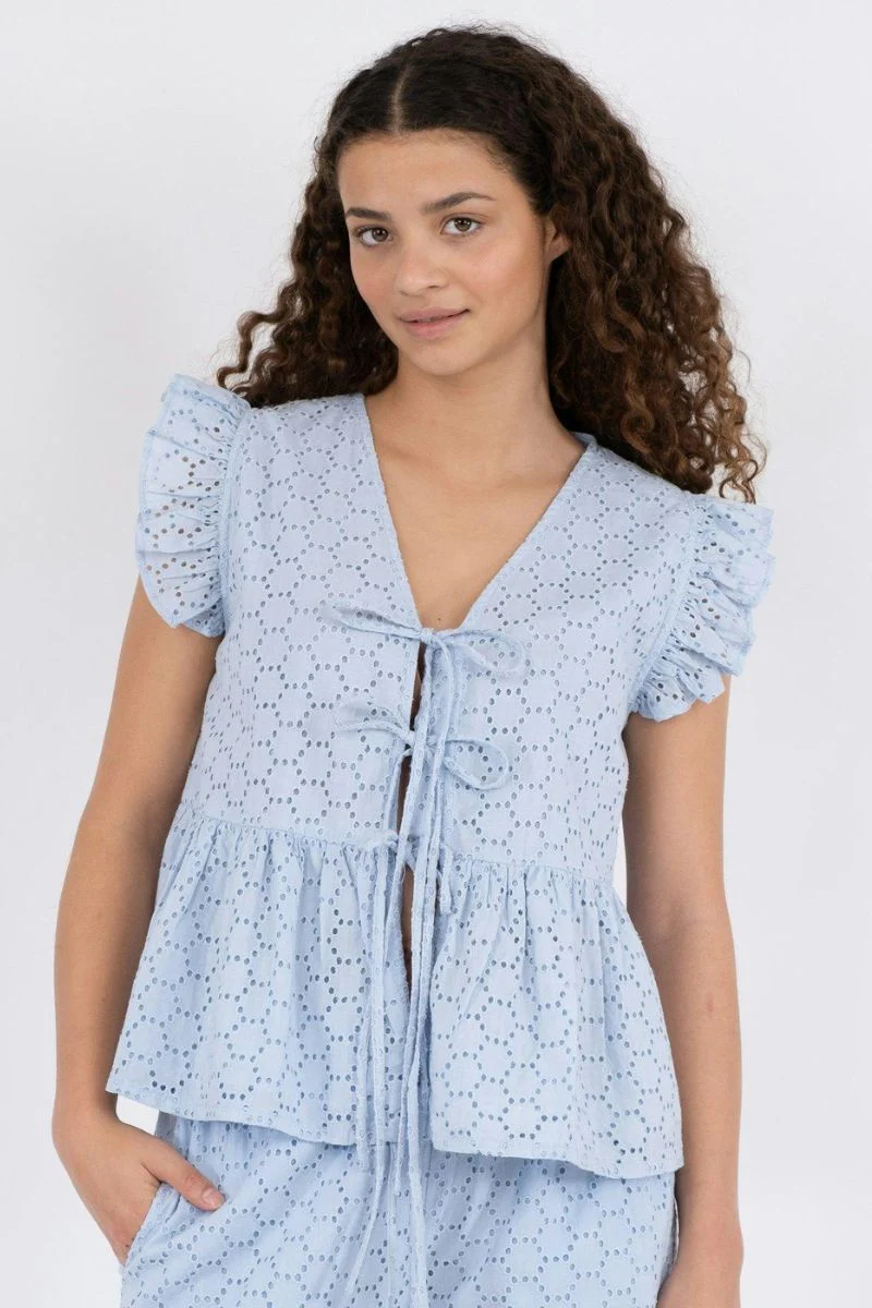 Palasi Broiderie Top | Light Blue | Top fra Neo Noir - Image 4