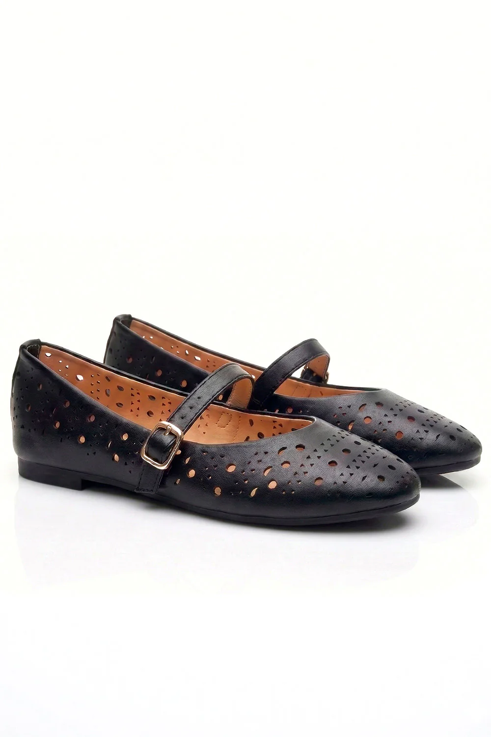 Perforated Ballerinas | Black | Ballerina fra Lazy Bear